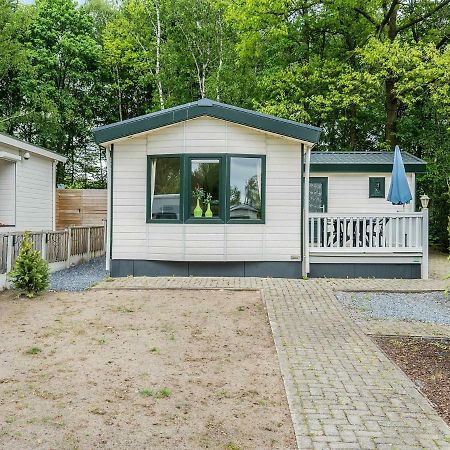 Comfortable Chalet With A Terrace At 3 Km From Baarle-Nassau Kültér fotó